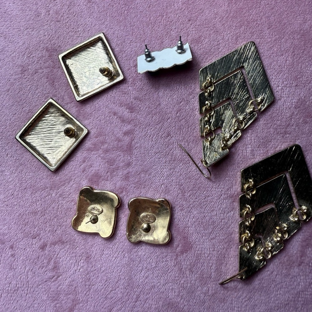 Vintage Black Gold Statement Earrings Lot Square Studs & Dangle Set of 3 Pairs - Picture 5 of 6